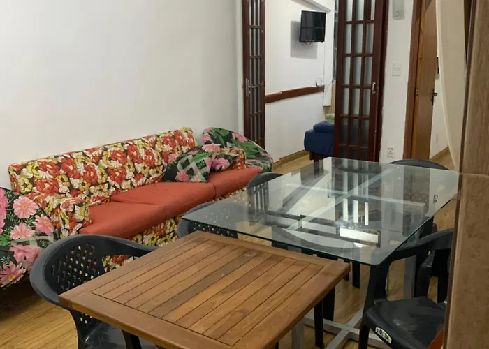 Apartamento 4 Quartos Em Copacabana, Apartamento Completo E Muito Confortavel